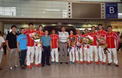 中国跆拳道队回国合影